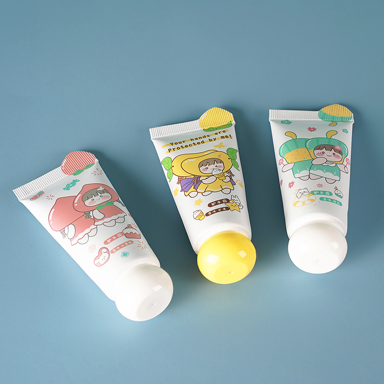 Tube souple nettoyant cosmétique pour le visage